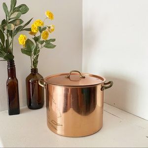 Small vintage copper pot with lid and brass handle